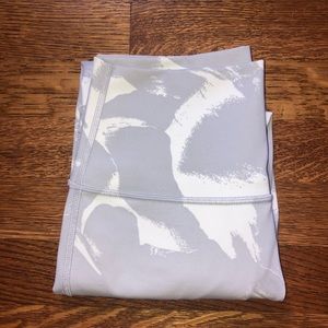 Lululemon Athletica Wunder Under Train Leggings!